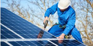 Installation Maintenance Panneaux Solaires Photovoltaïques à Pierrecourt